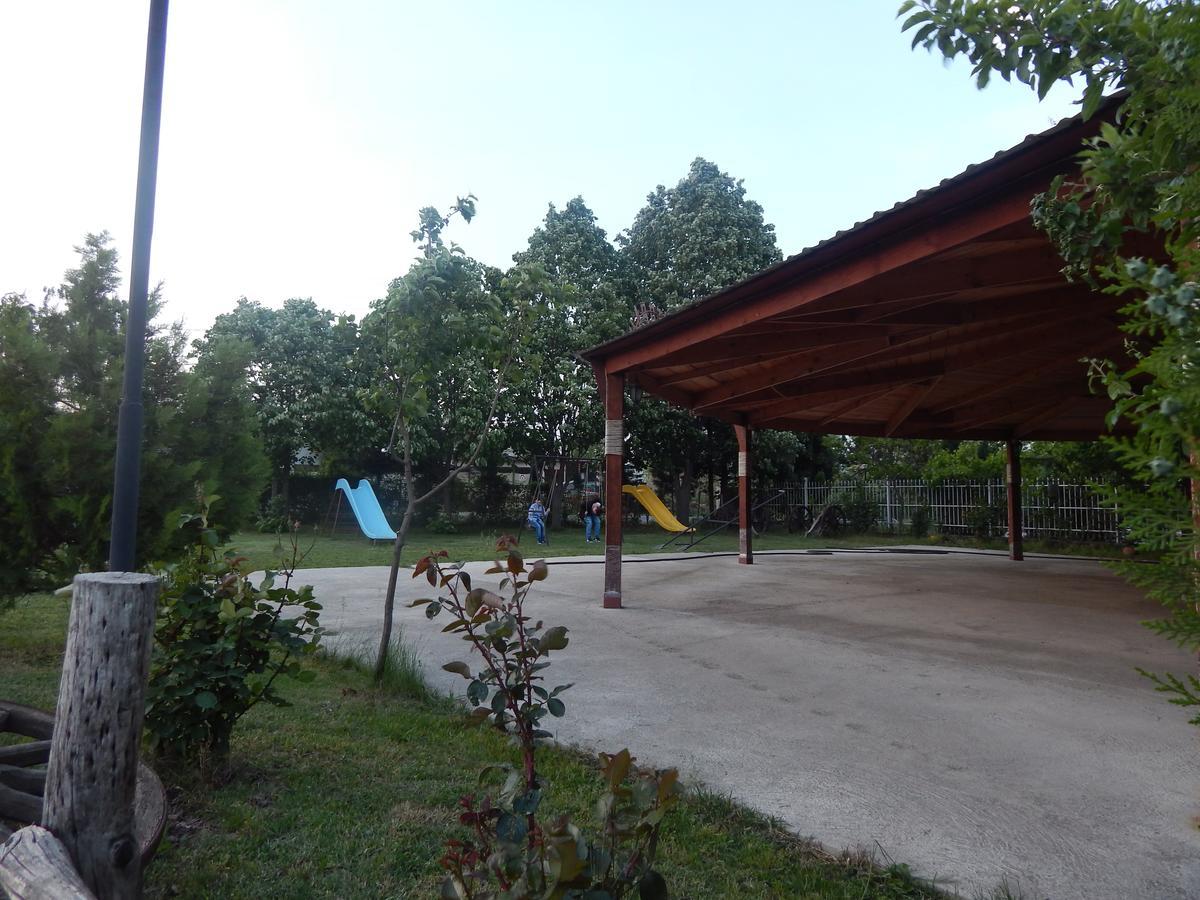 Hotel Restoran Antika Sztrumica Kültér fotó